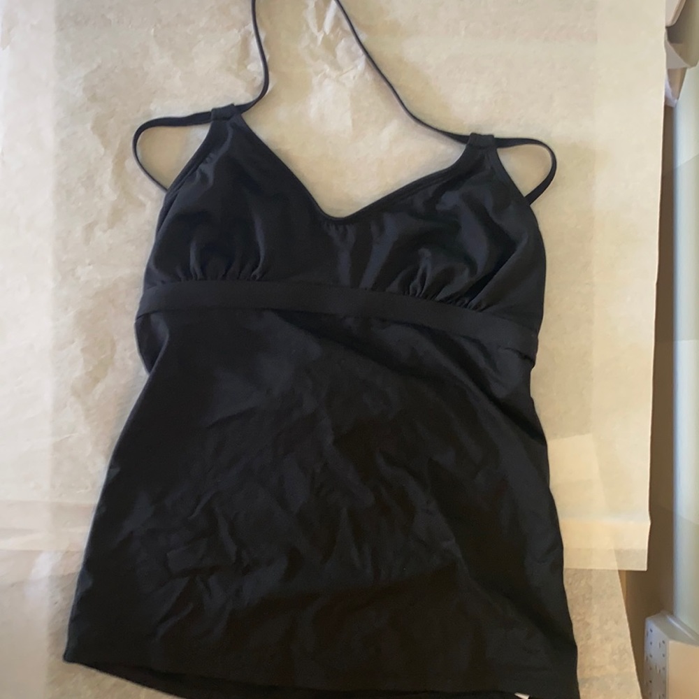 Women’s Athleta bathing suit top size XXS